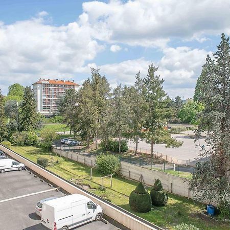 Le Raymond: Centrally Located Apartment with Parking Vichy Exterior photo